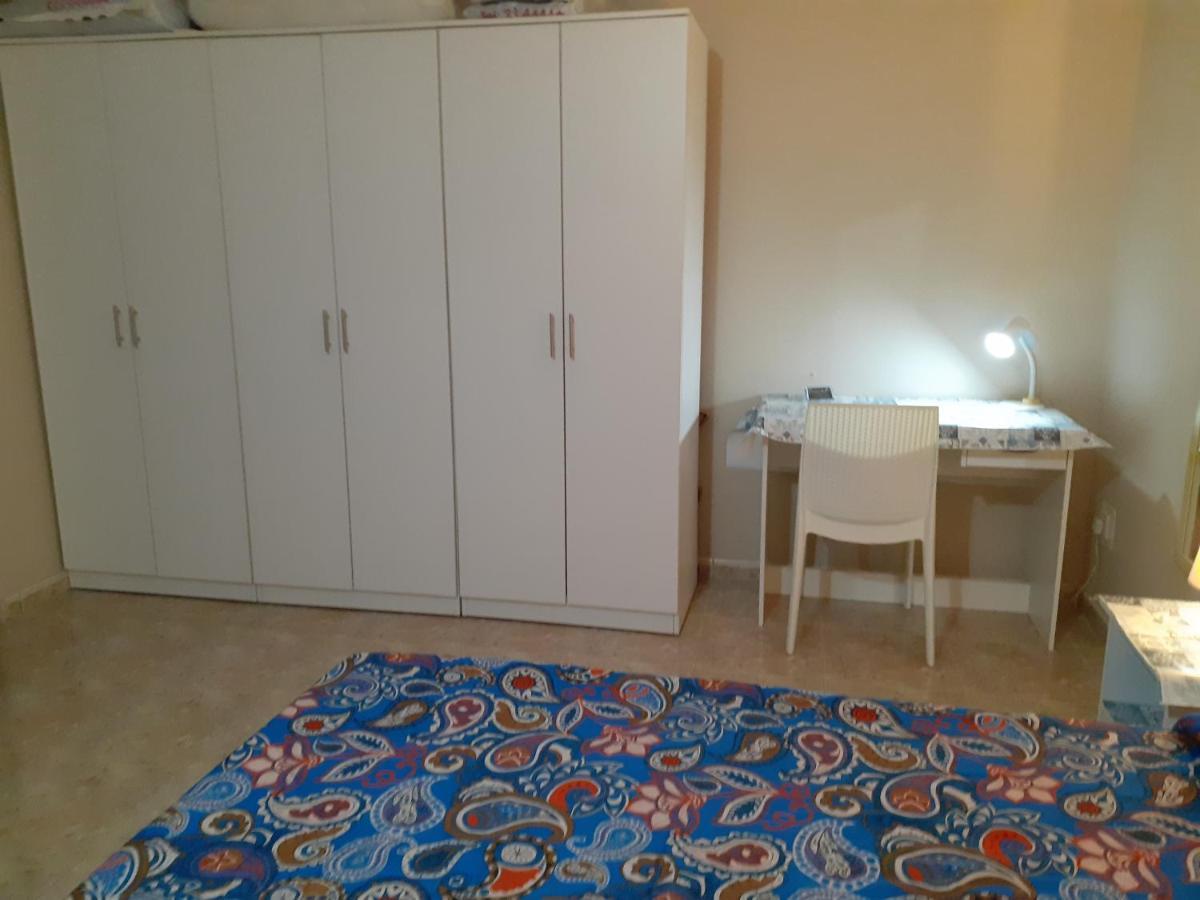 Black Gold Private Room Msida Exterior foto